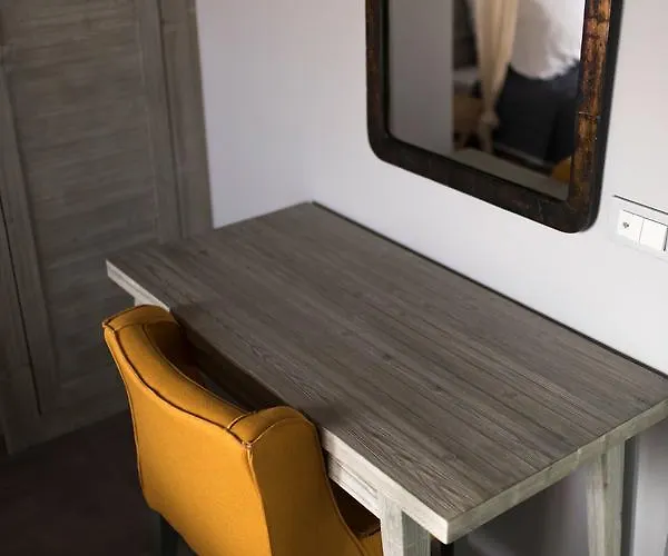 Kanathos Pigi Couette-café 4*